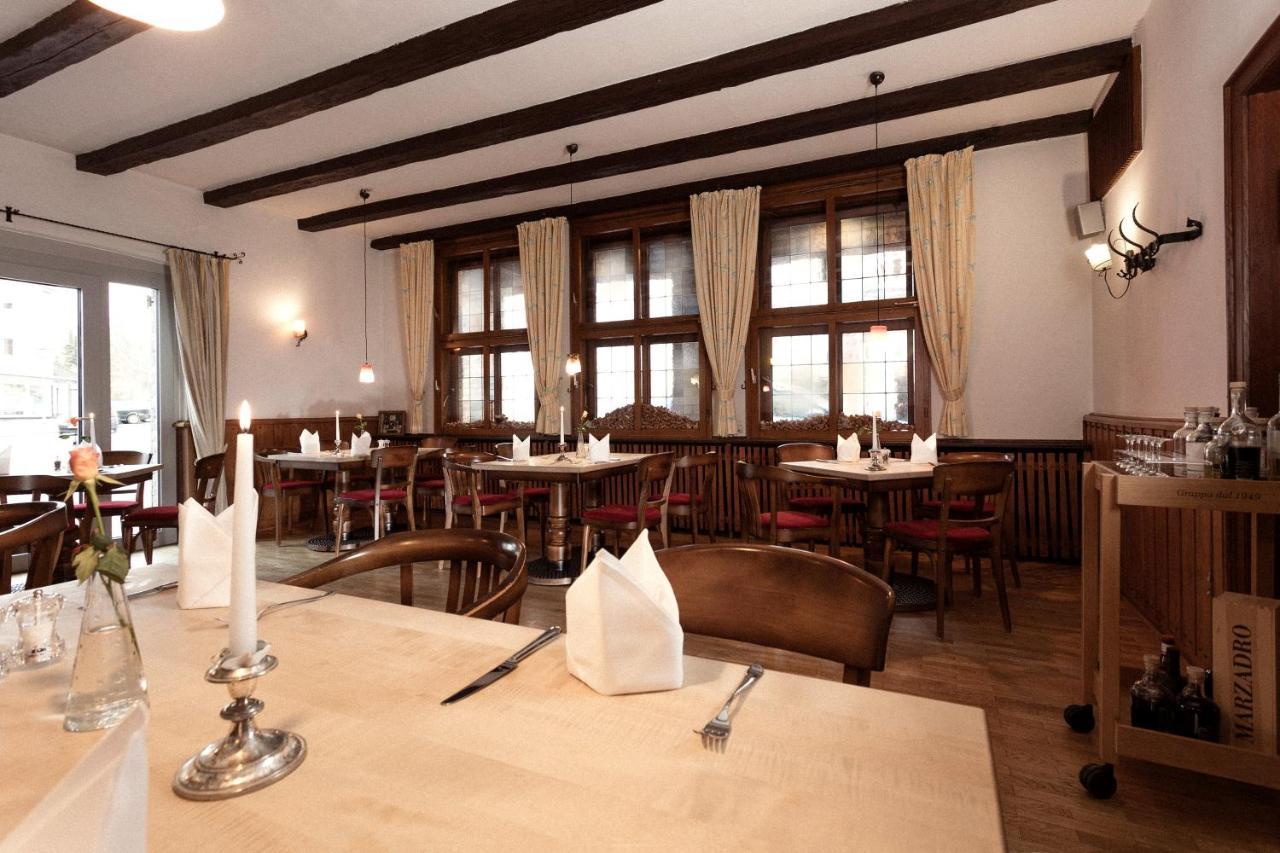 Hotel Deutsches Haus ギフホルン エクステリア 写真